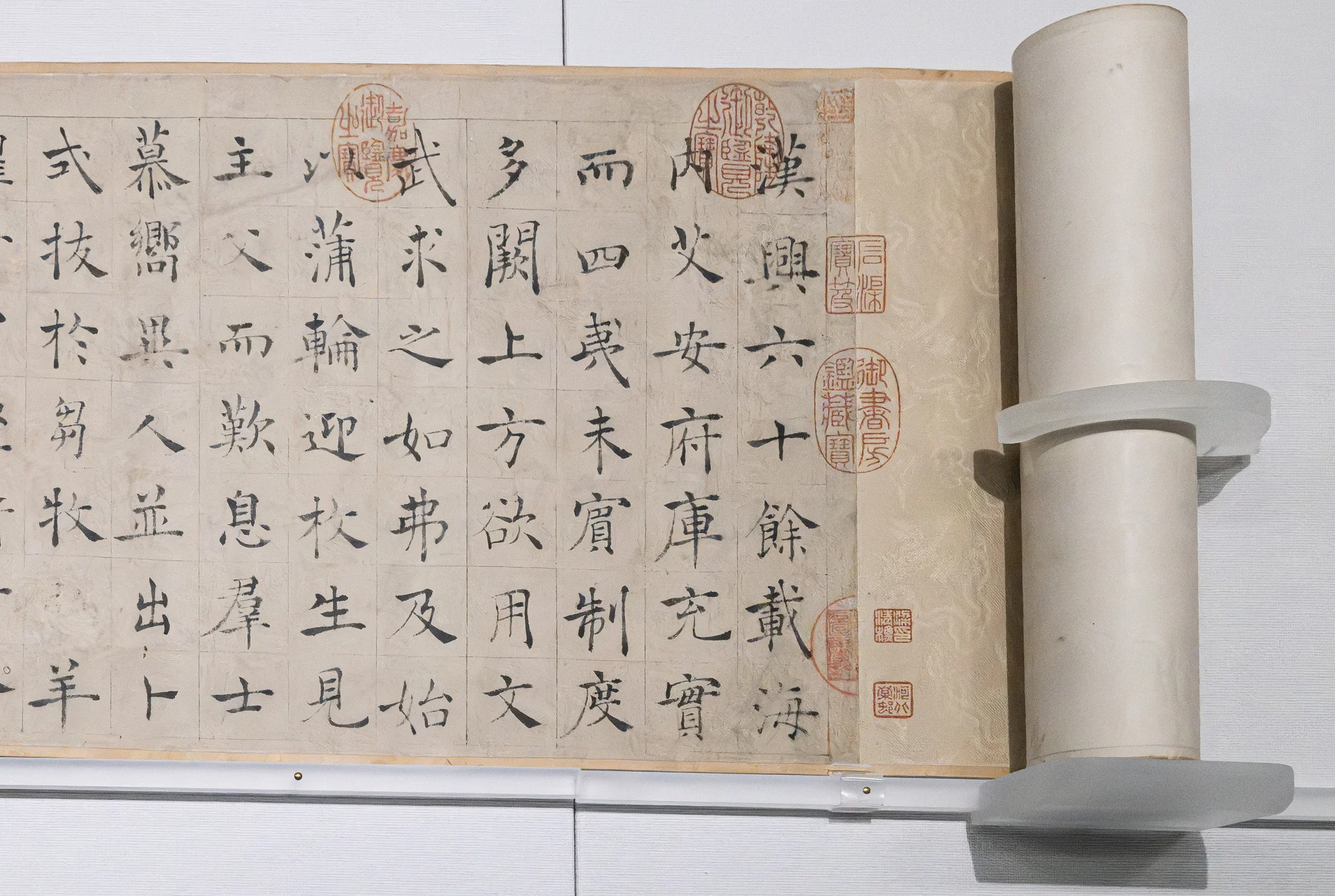 传褚遂良《倪宽传赞》卷 · 正文第1段(共7段,从右至左)